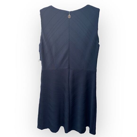 NWT Tommy Hilfiger Black sleeveless skater/swing dress womens size 12 - Picture 5 of 8